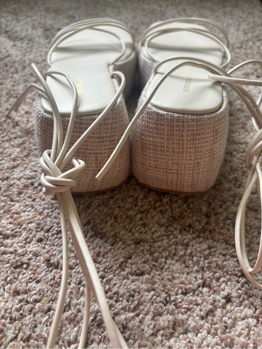 PrettyLittleThing Cream Lace-Up Platform Sandals - Picture 3 of 6